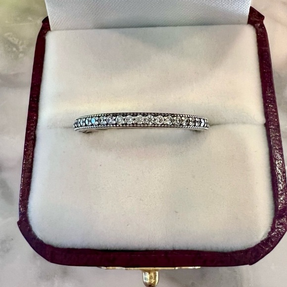 Pandora Sparkle and Hearts CZ Eterity Ring Size 9 - Hard to find size! - Picture 4 of 16